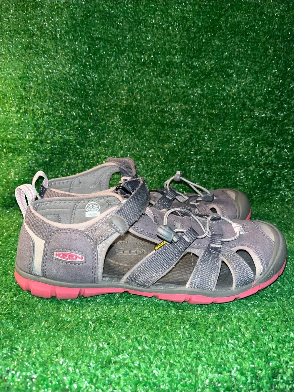 KEEN SEACAMP II CNX 1020702 youth 4/w6